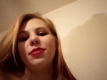 couple Free XXX Cams with lilmamaanne420