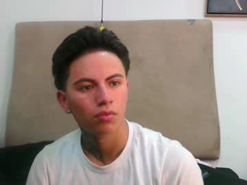 couple Free XXX Cams with thiago_n_sahara