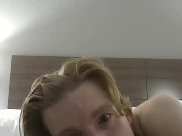 couple Free XXX Cams with hypn0tiz3d