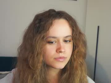 girl Free XXX Cams with kendraedger