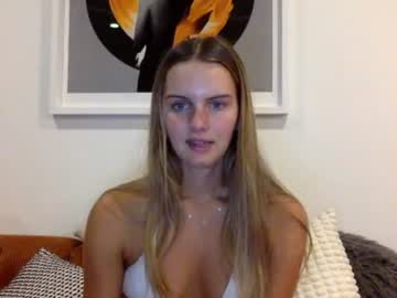 girl Free XXX Cams with goddesslyvenus