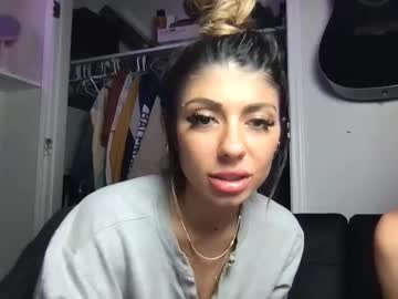couple Free XXX Cams with bayjaexxx
