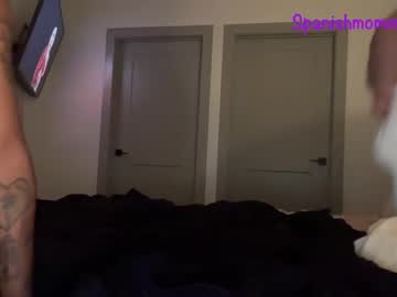 couple Free XXX Cams with spanishmommyy