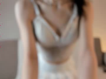 girl Free XXX Cams with elwynagreaves