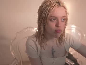 couple Free XXX Cams with cassie_purr