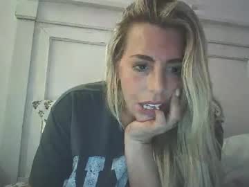 girl Free XXX Cams with michellee_michaels