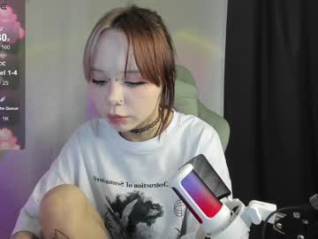 girl Free XXX Cams with gummi_heart