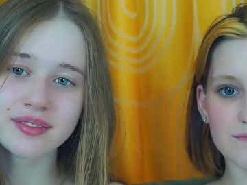 couple Free XXX Cams with synnefarmer
