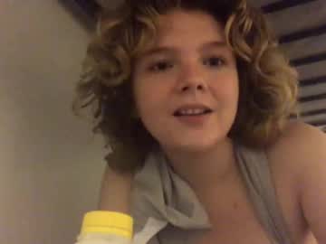 girl Free XXX Cams with islalynn