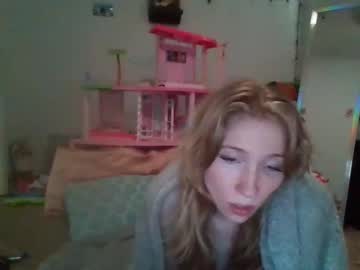 girl Free XXX Cams with sm0keprincesspeach