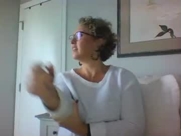girl Free XXX Cams with momnxtdoor