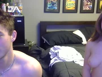 couple Free XXX Cams with alma2454