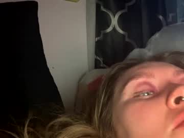 couple Free XXX Cams with edmcouplee