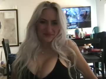 girl Free XXX Cams with kinziemcbride