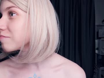 girl Free XXX Cams with shiny_cute