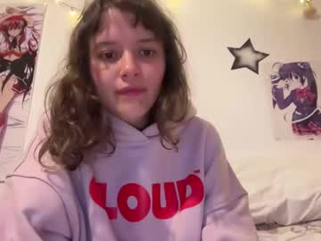 couple Free XXX Cams with pikawiii
