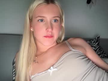 girl Free XXX Cams with cassiemaee