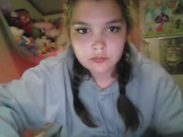 girl Free XXX Cams with dinolover04